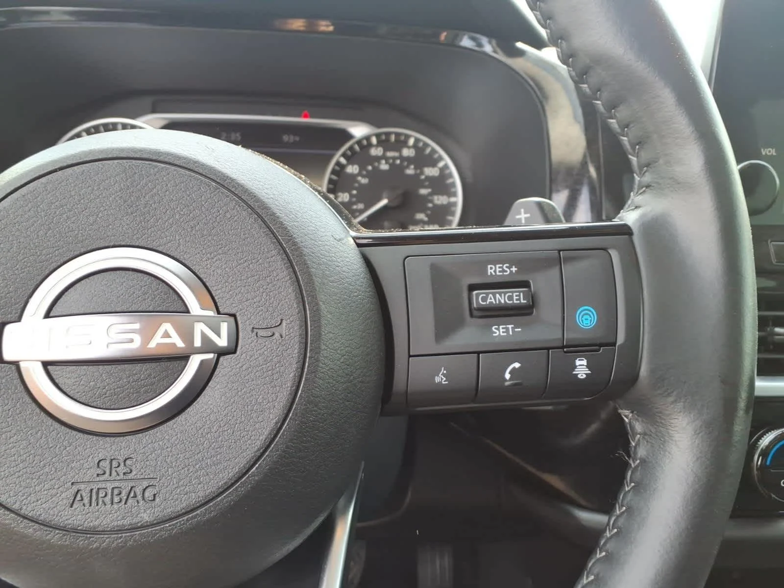 Certified Used 2023 Scarlet Ember Tintcoat Nissan SL image 23