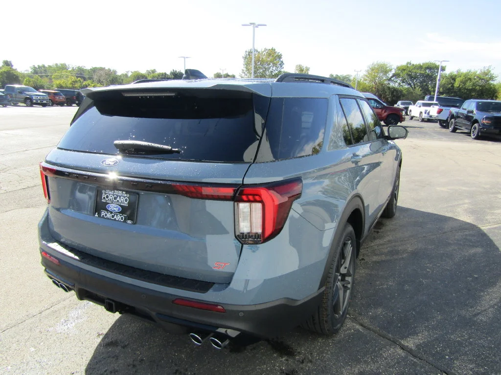 New 2027 Vapor Blue Metallic Ford ST image 16