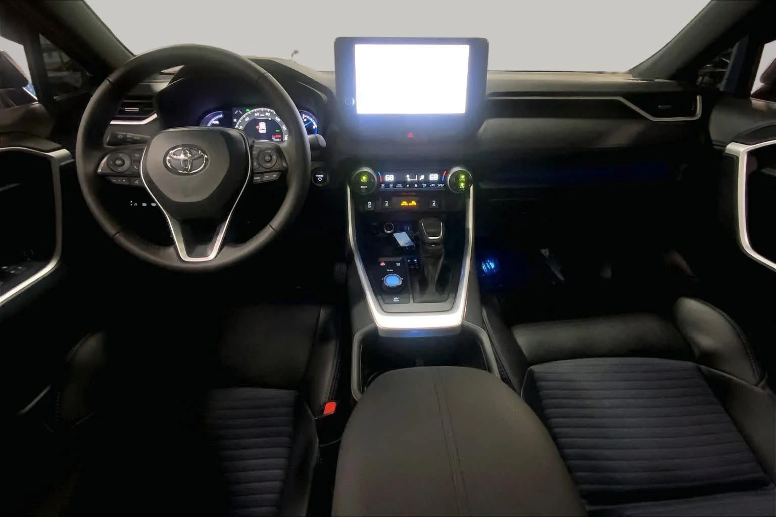 Used 2025 Magnetic Gray Metallic/Midnight Black Metallic Toyota Hybrid XSE image 16
