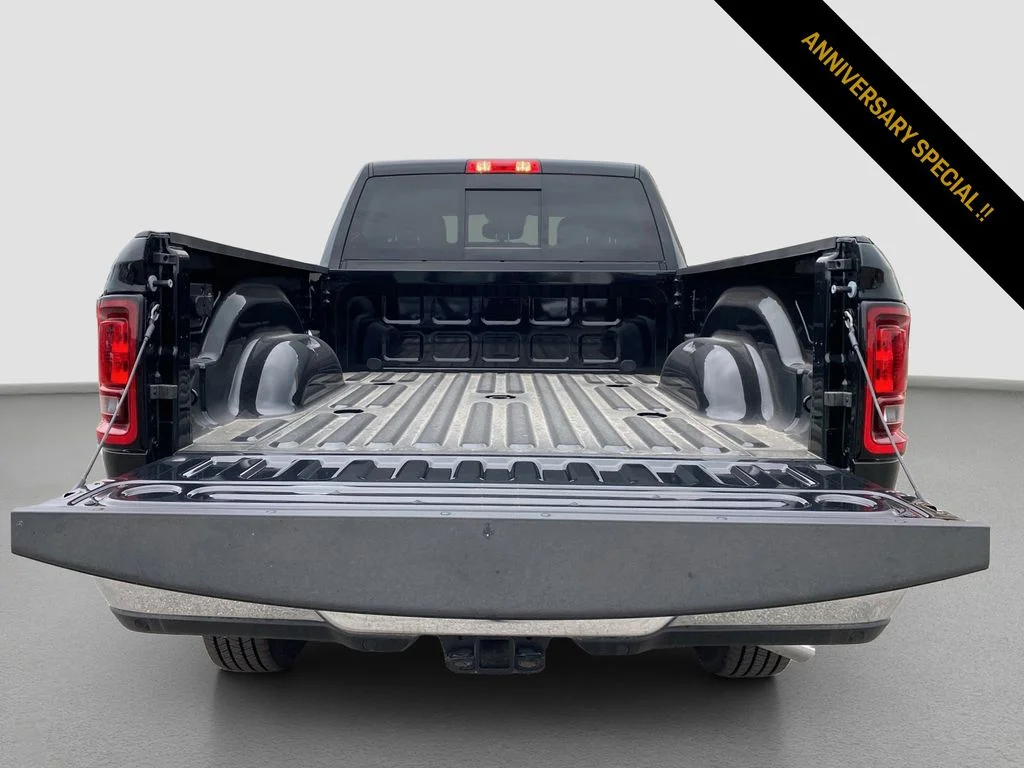2025 RAM 2500 Tradesman - Photo 24