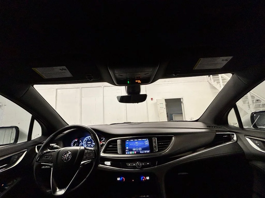 Used 2022 White Buick Avenir image 10