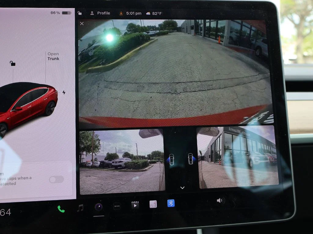 Used 2018 Red Tesla Long Range image 41