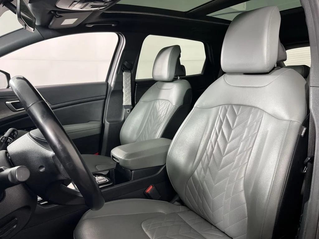 Used 2023 Gray Kia X-Line image 14