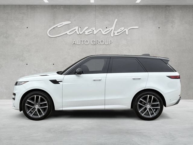Used 2023  Land Rover SE Dynamic image 14