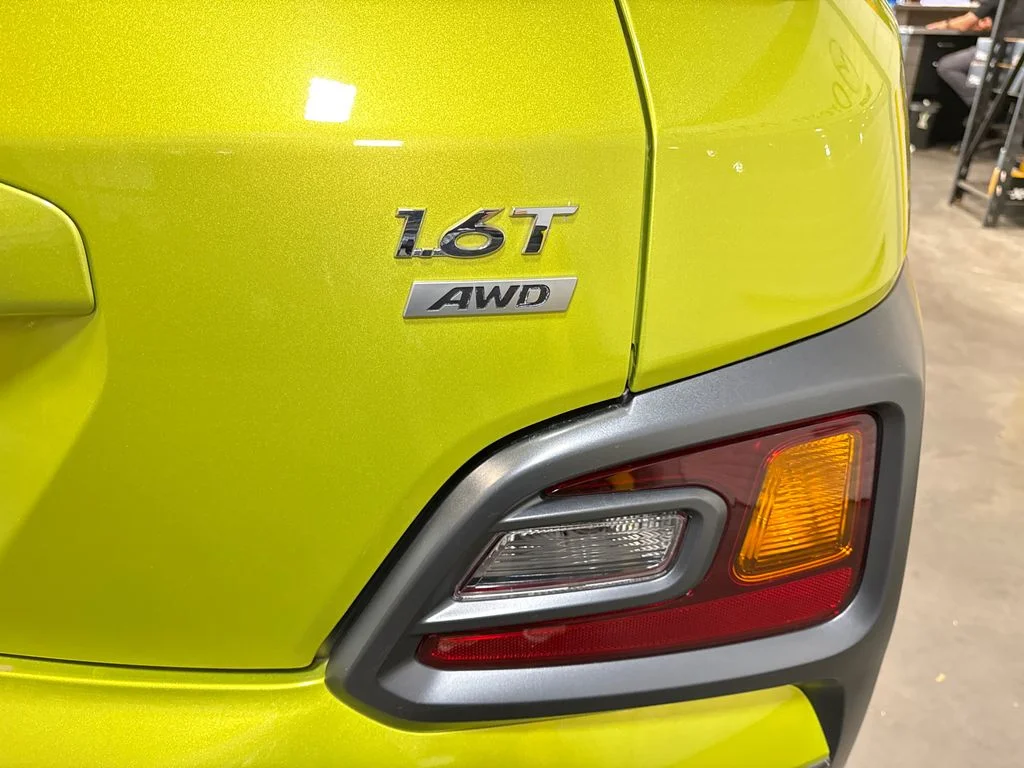 Used 2020 Green Hyundai Ultimate image 15