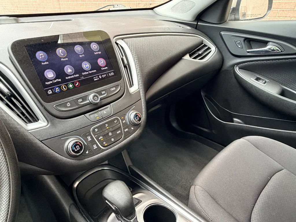 Used 2023 Gray Metallic Chevrolet LT image 19
