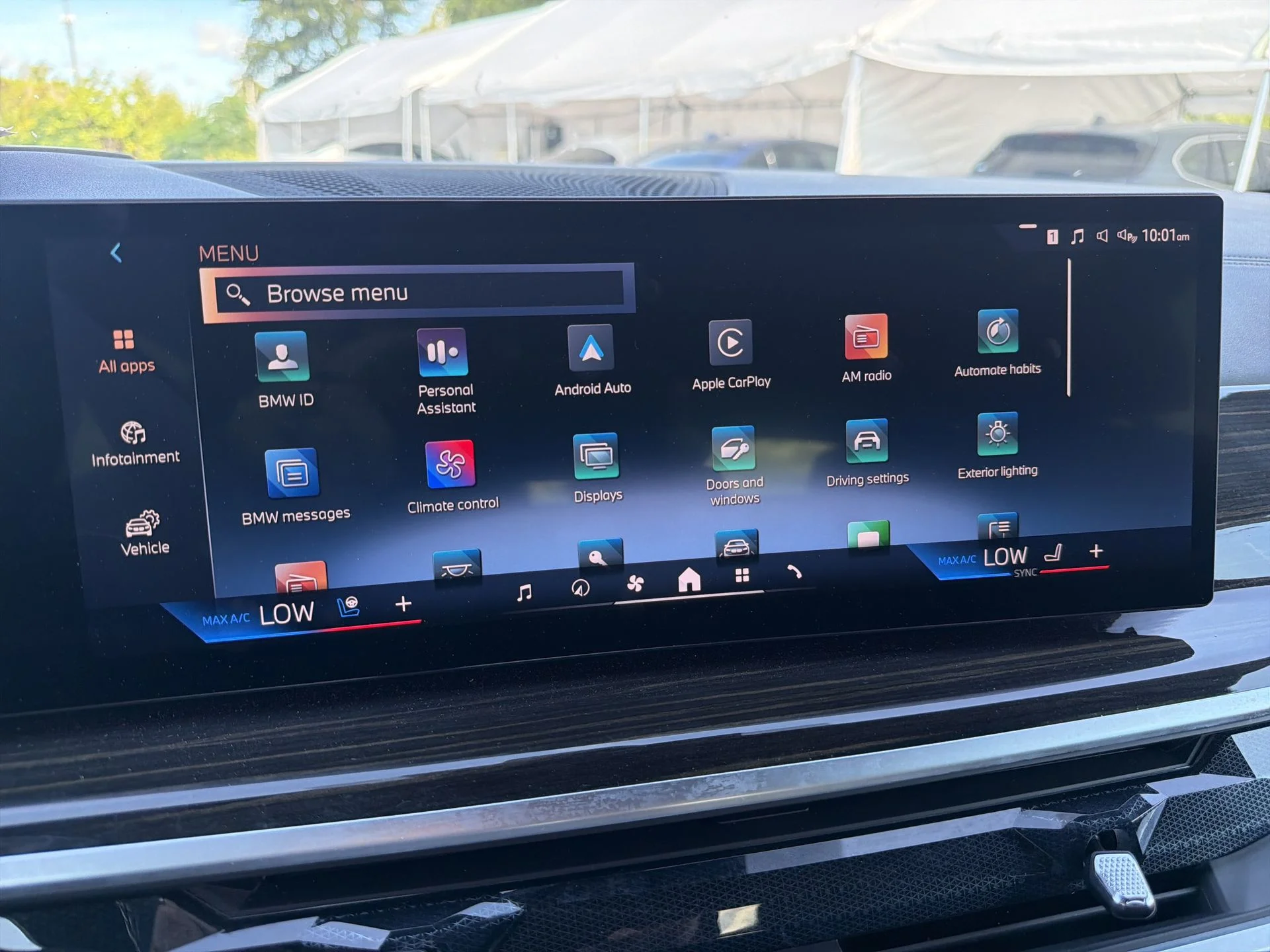 Used 2025 Skyscraper Grey Metallic BMW xDrive40i image 30