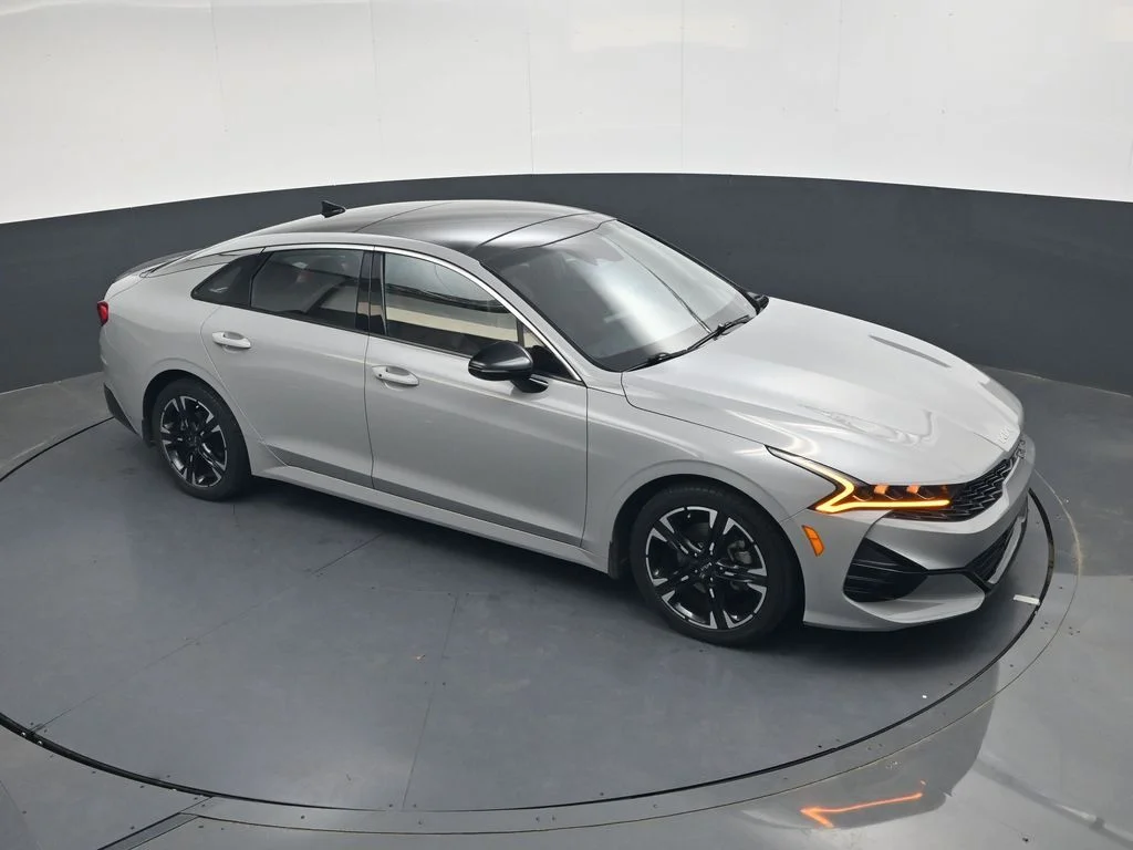 Used 2022 Gray Kia GT-Line image 17