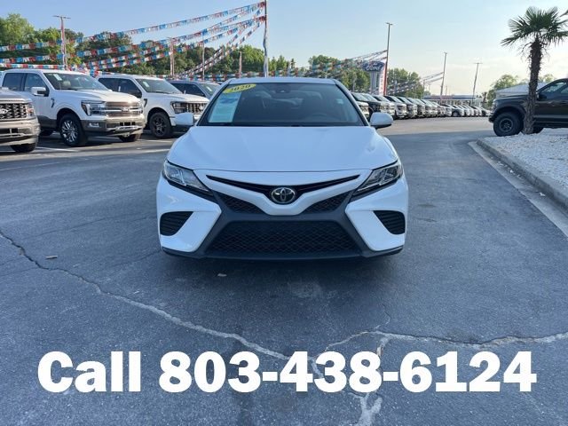 Used 2020 White Toyota SE image 33