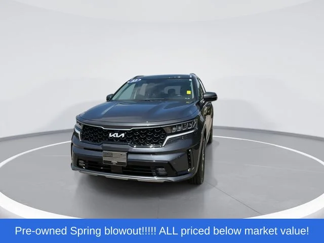 Used 2023 Gray Kia EX image 3