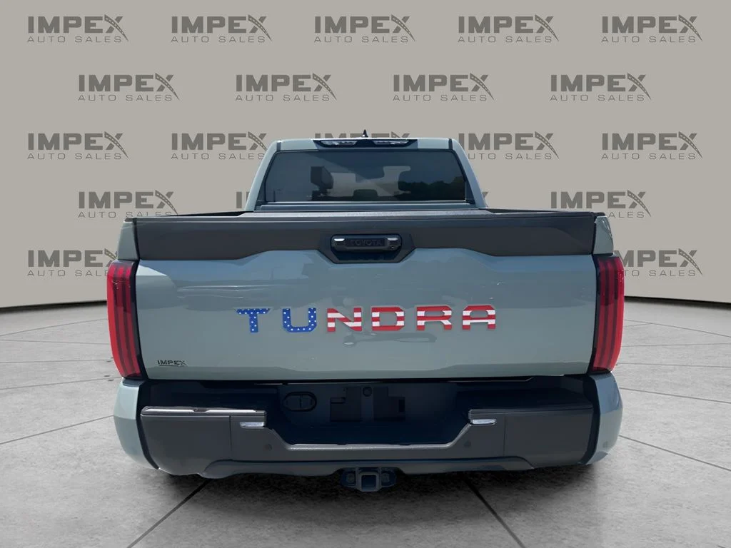 Used 2024  Toyota SR5 image 4