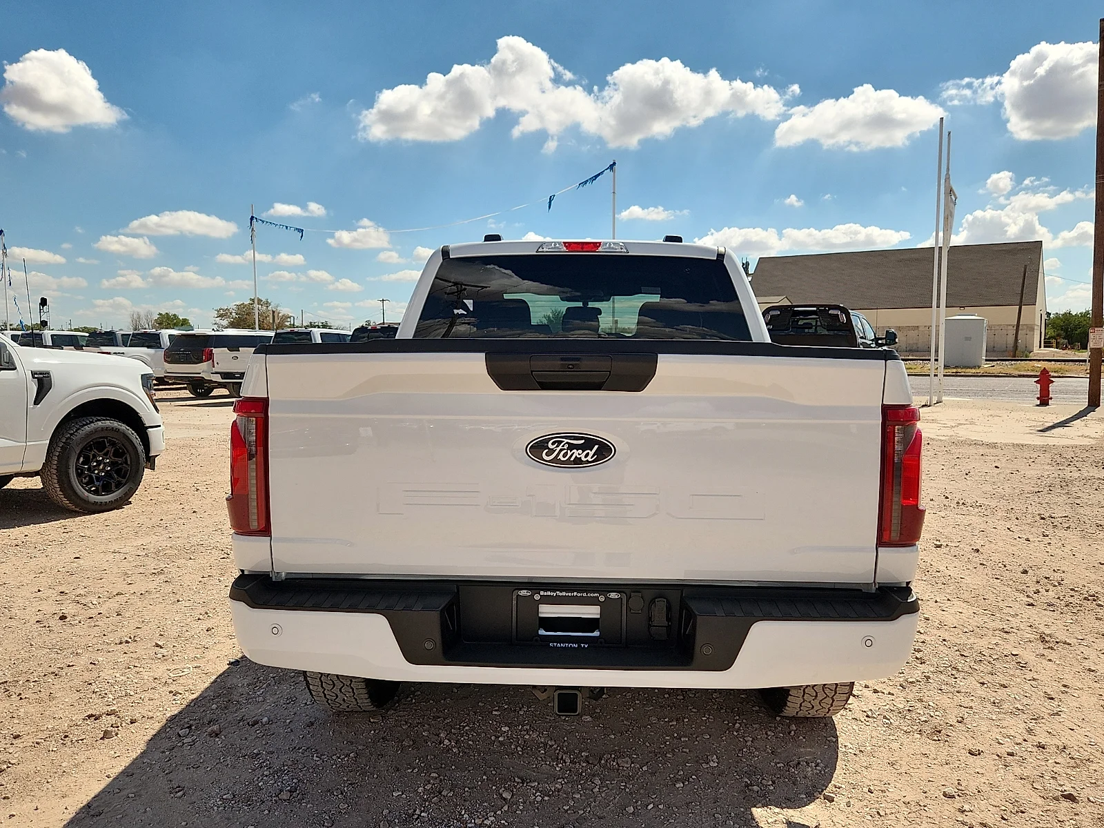 New 2026 Oxford White Ford XLT image 6