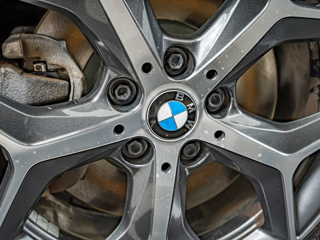 Used 2017 Alpine White BMW xDrive28i image 11