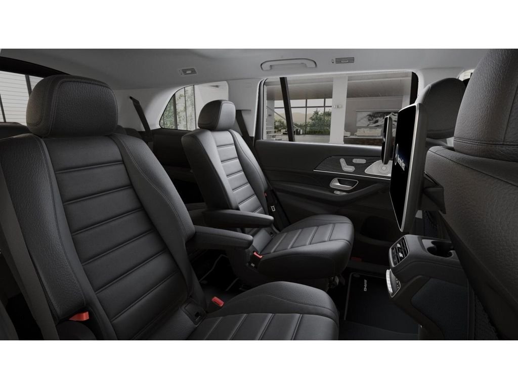 New 2026 Black Mercedes-Benz GLS 450 image 5