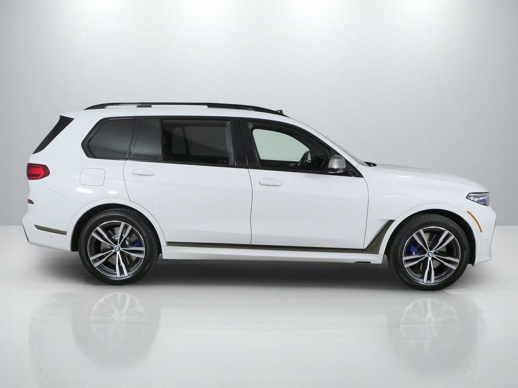 Used 2022 Alpine White BMW M50i image 9