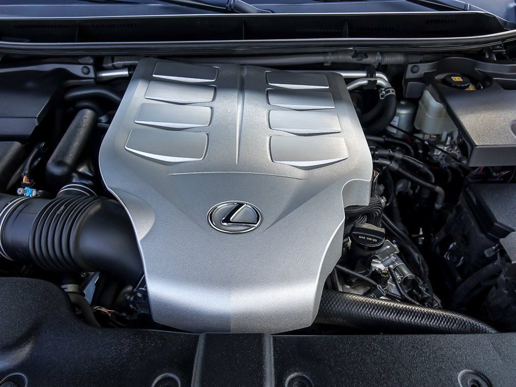Used 2018 Red Lexus 460 image 24