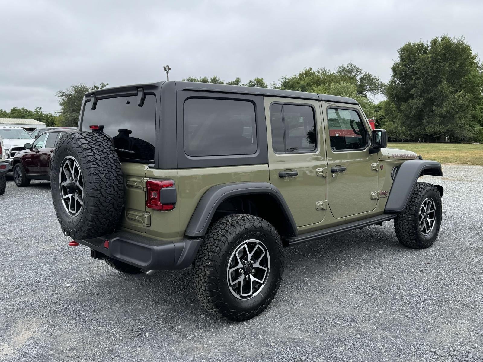 2025 Jeep Wrangler 4-Door Rubicon - Photo 19