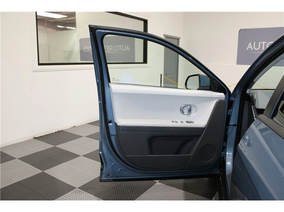 Used 2024 Lucid Blue Hyundai SEL image 11