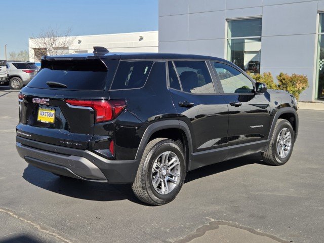 Used 2025 Ebony Twilight Metallic GMC Elevation image 5
