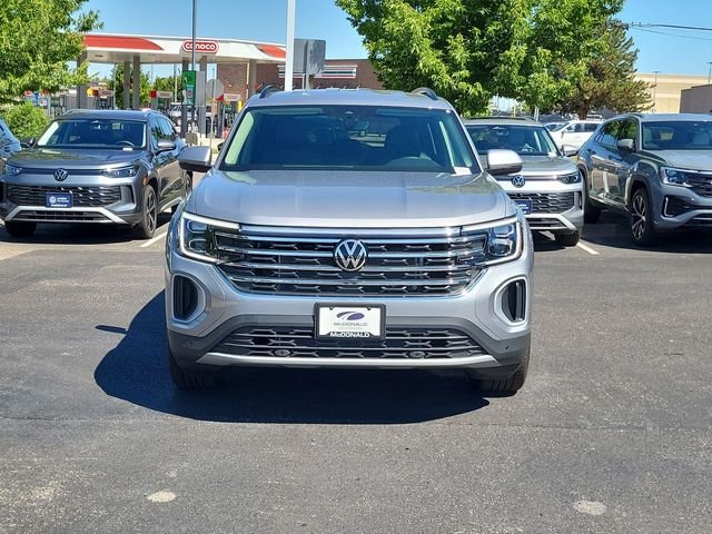 New 2026 Silver Volkswagen SE w/Technology image 3