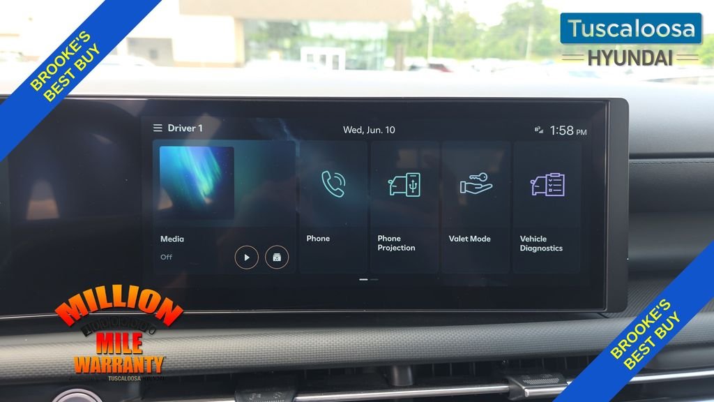 Certified Used 2025 Green Hyundai SE image 19