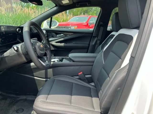 2025 Chevrolet Blazer EV LT - Photo 24