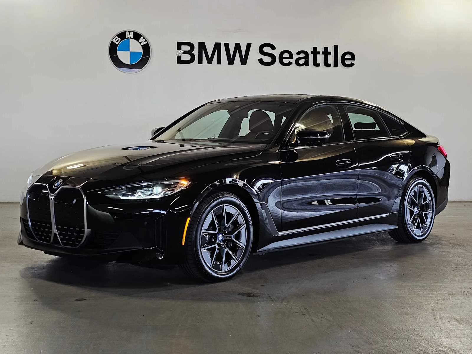 2023 BMW i4