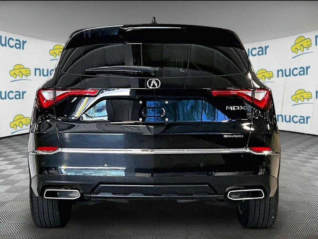Used 2023 Black Acura Technology image 5