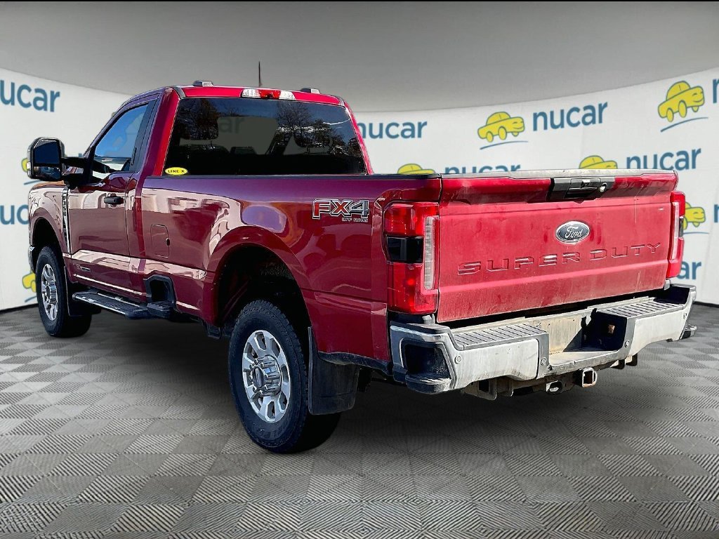 Used 2023 Red Metallic Ford XLT image 3