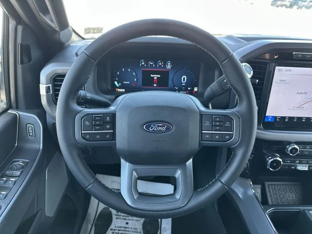 New 2024 Oxford White Ford XLT image 13