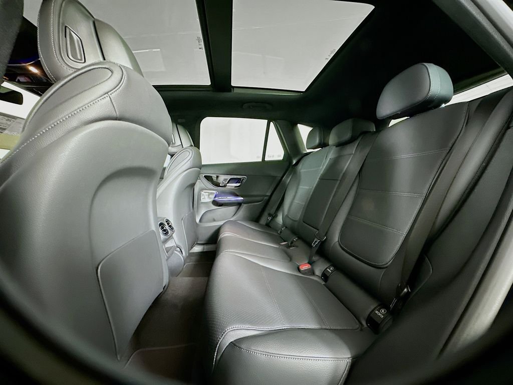 Used 2026 Black Mercedes-Benz GLC 300 image 25