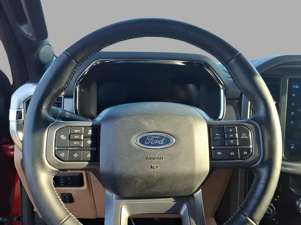 Used 2023 Red Ford Lariat image 29