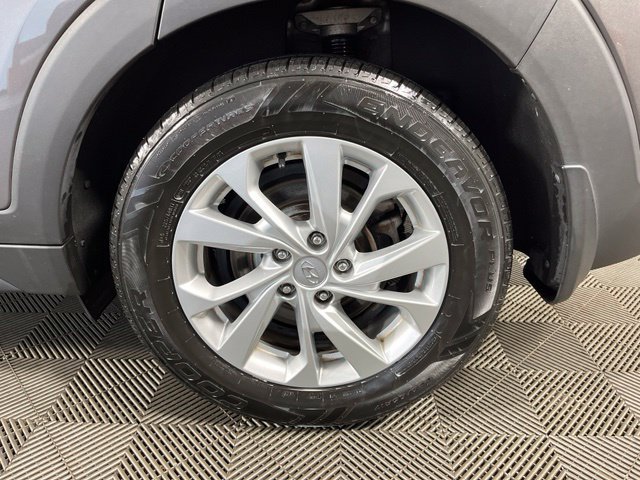 Used 2020 Gray Hyundai Value image 11