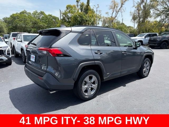 Used 2022 Gray Toyota LE image 6