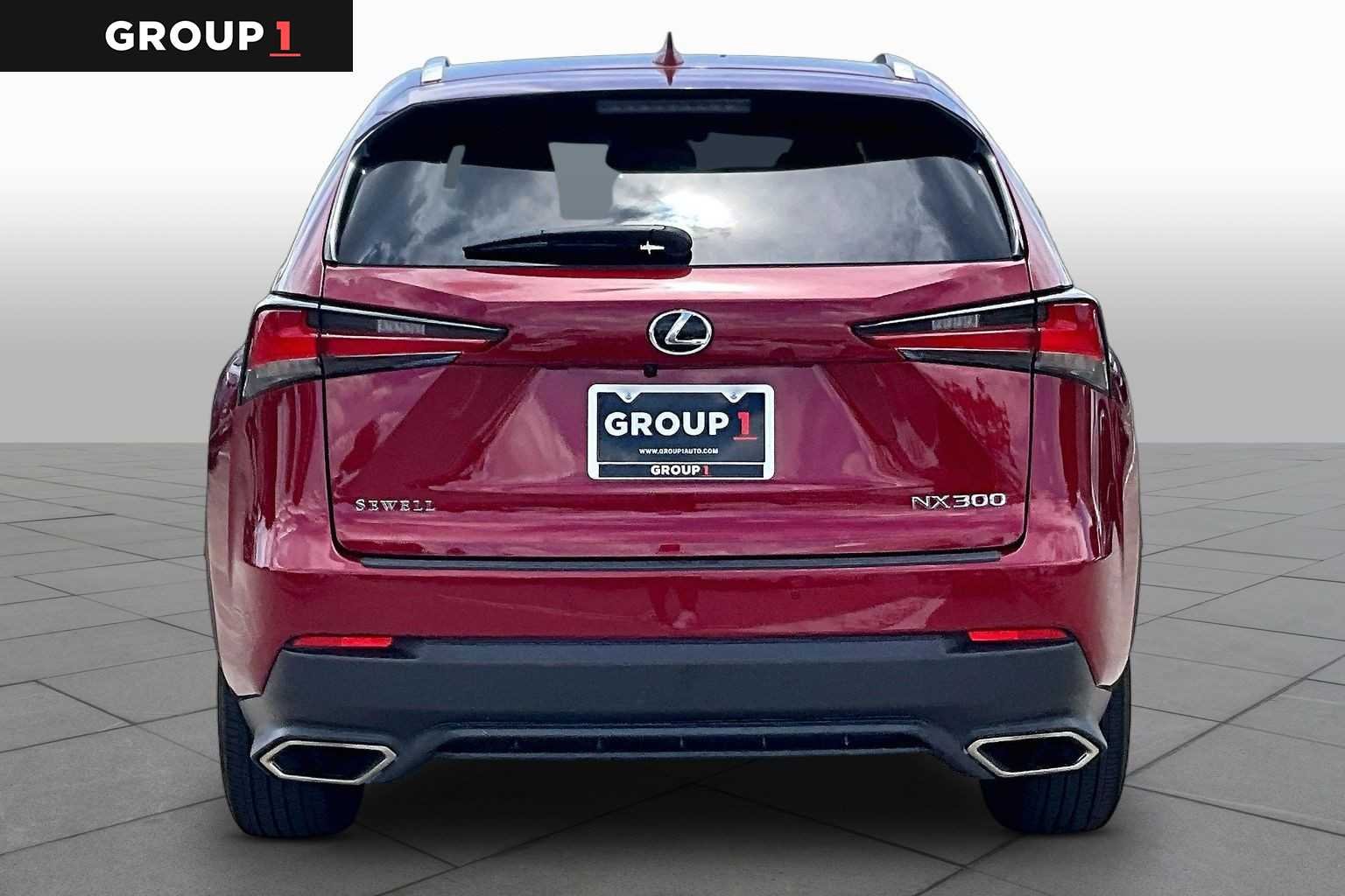 Certified Used 2020 Matador Red Mica Lexus  image 5