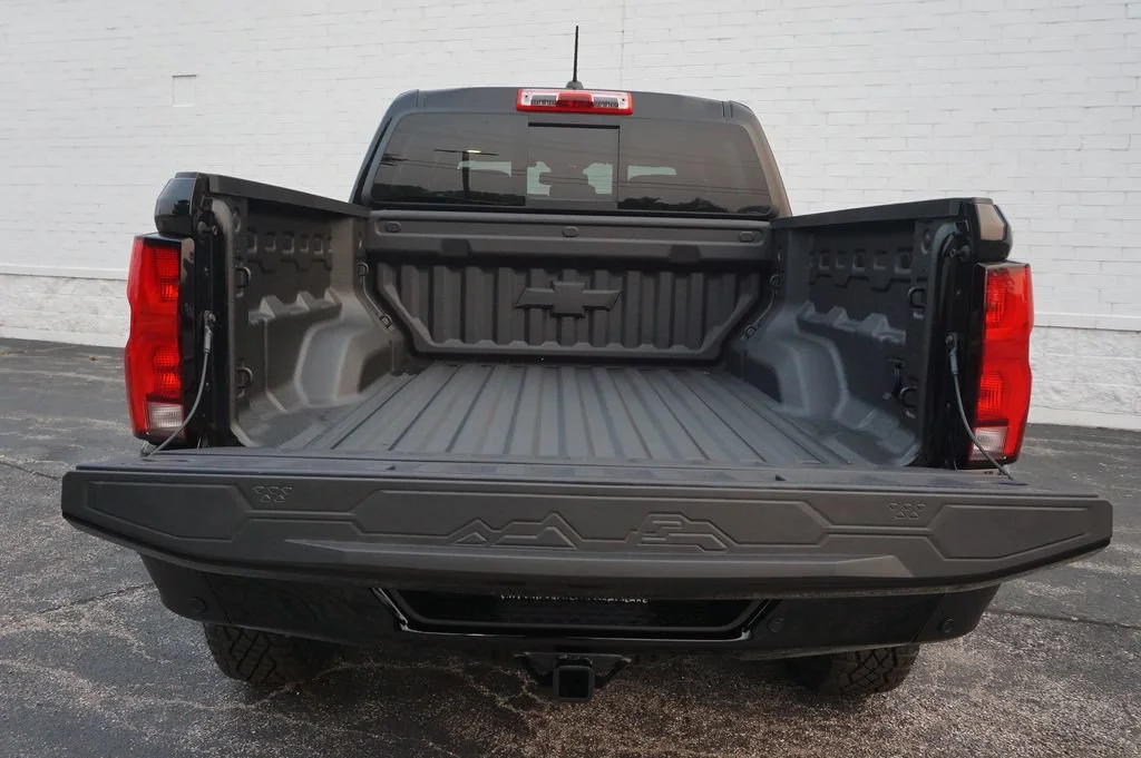 New 2026 Black Chevrolet ZR2 image 32