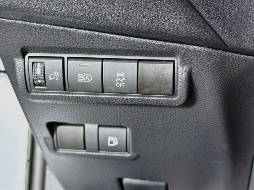Used 2025 Silver Toyota Hybrid XSE image 15