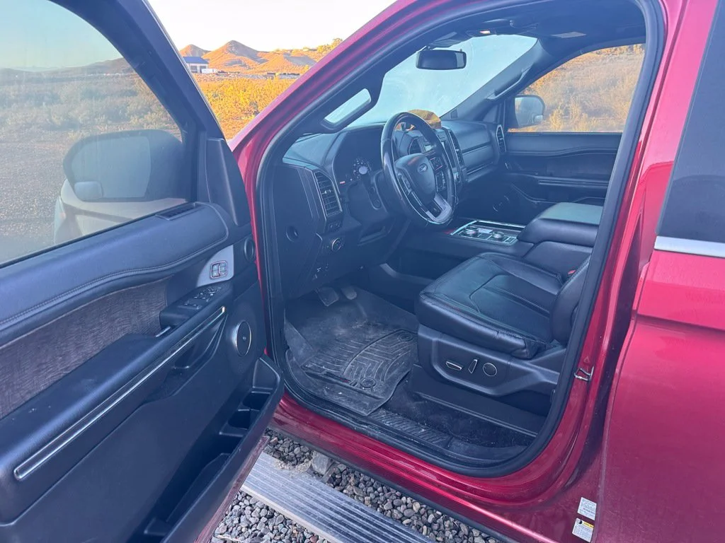 Used 2019 Red Ford Limited image 31
