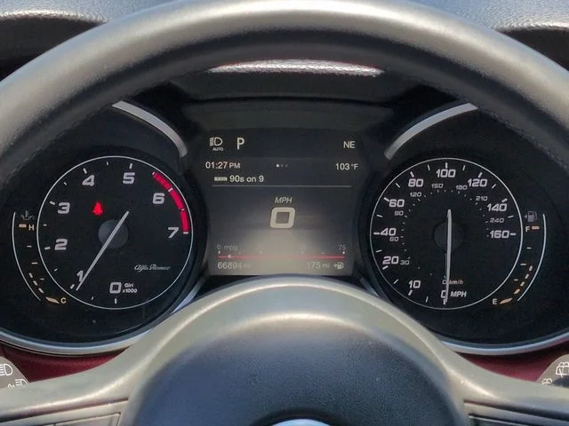 Used 2019 White Alfa Romeo Ti Sport image 28