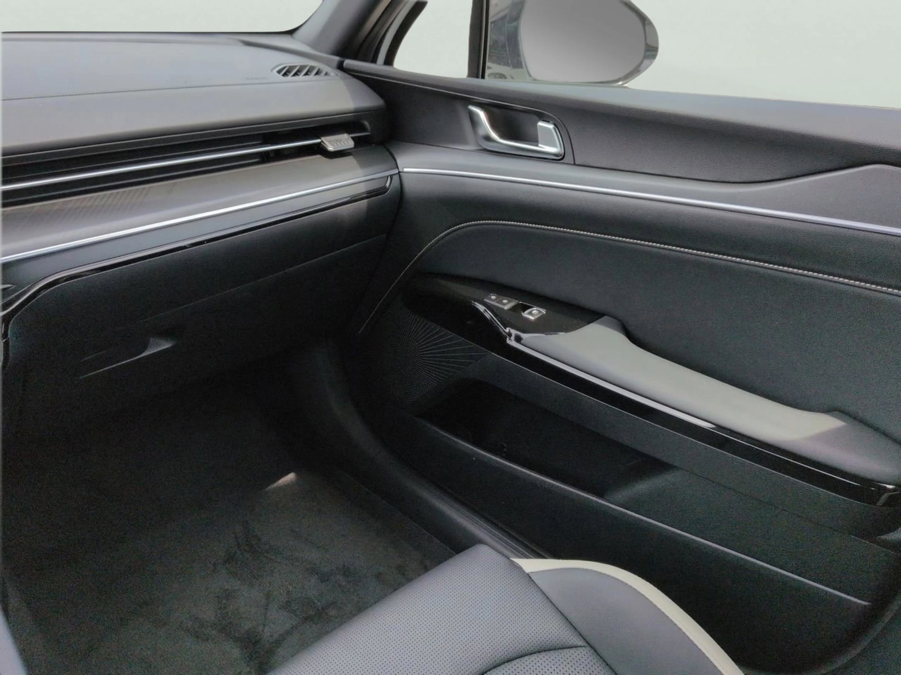 New 2026 Yacht Blue Kia GT-Line image 13