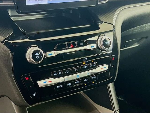 2023 Ford Explorer ST-LINE - Photo 15