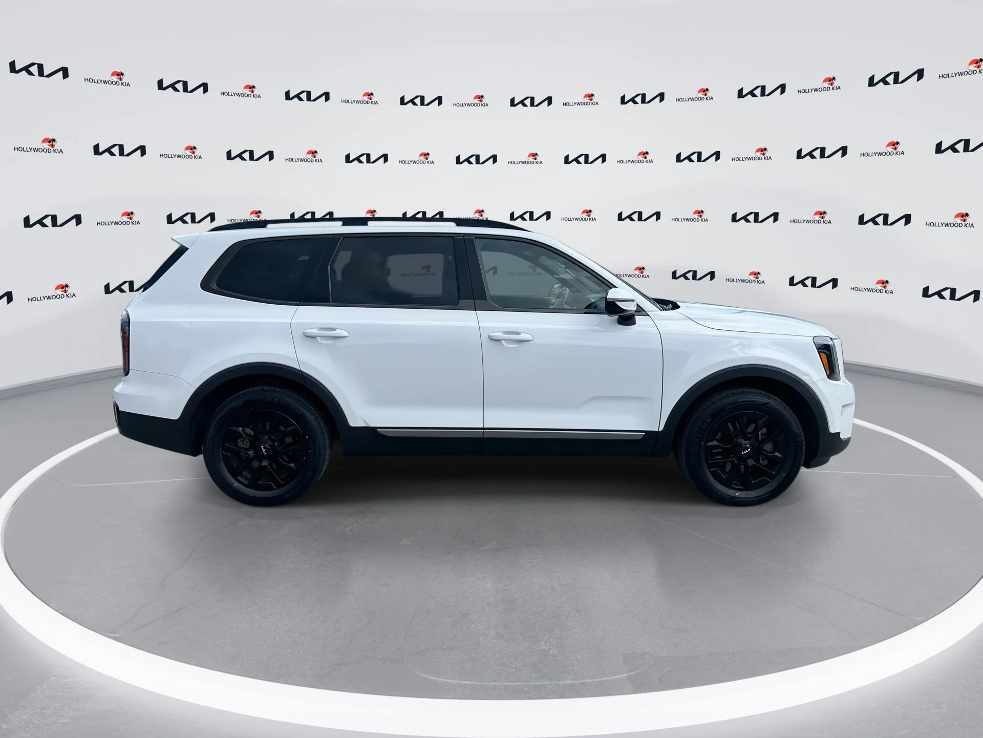 Certified Used 2023 Glacial White Pearl Kia SX X-Pro image 9