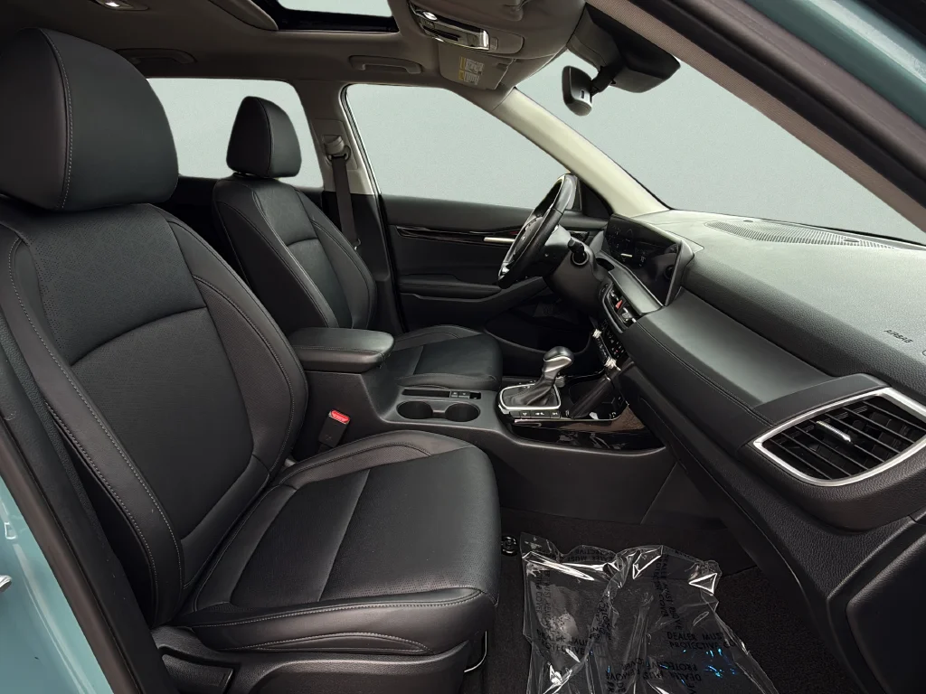 Used 2024 Pluton Blue Kia SX image 20