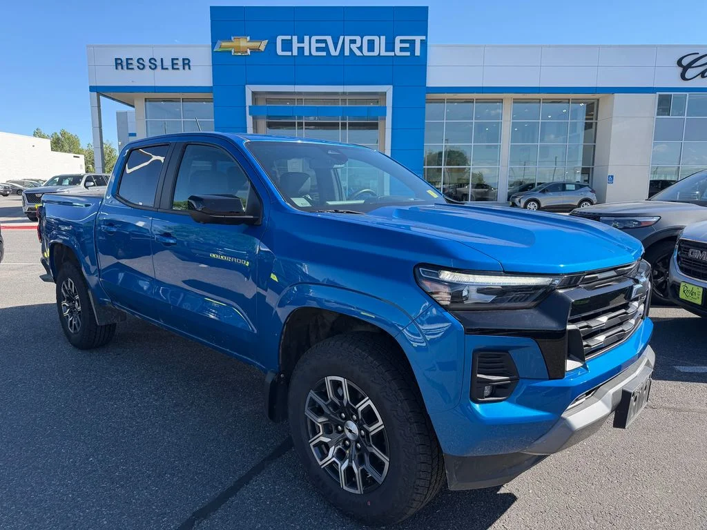 2023 Chevrolet Colorado 4WD Z71 Crew Cab Short Box's photo