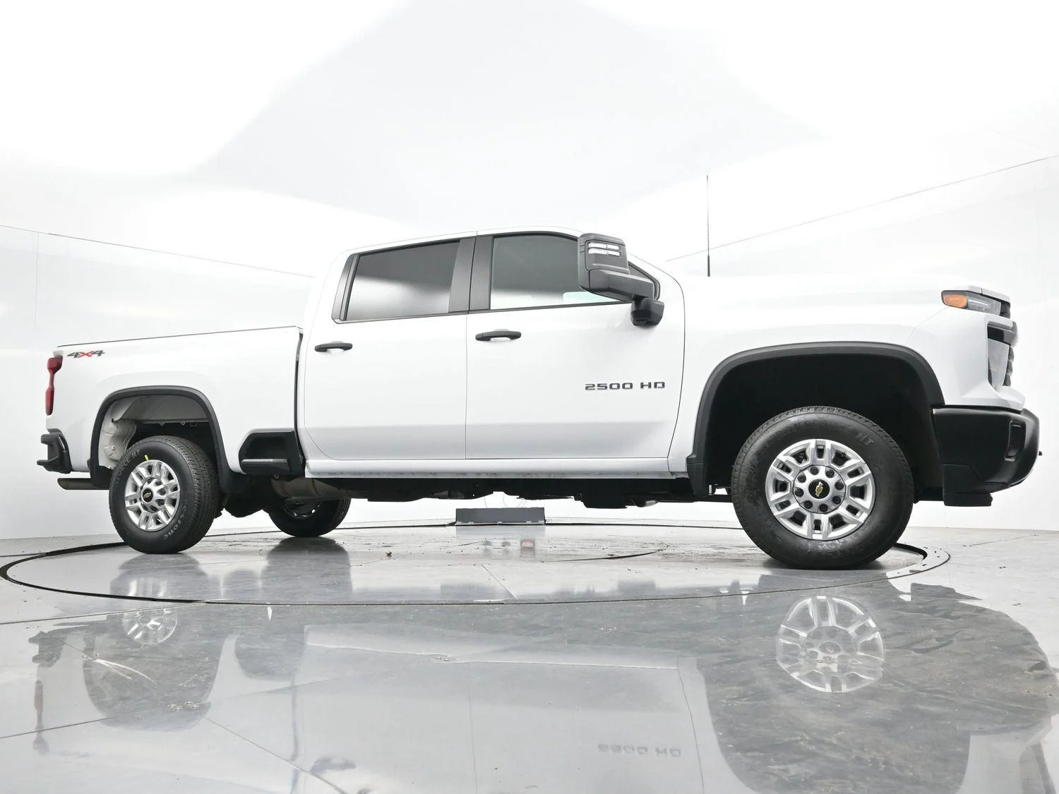 Used 2025 Summit White Chevrolet WT image 63