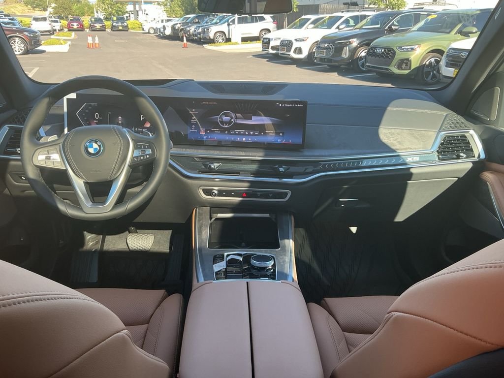New 2026 White BMW xDrive50e image 21