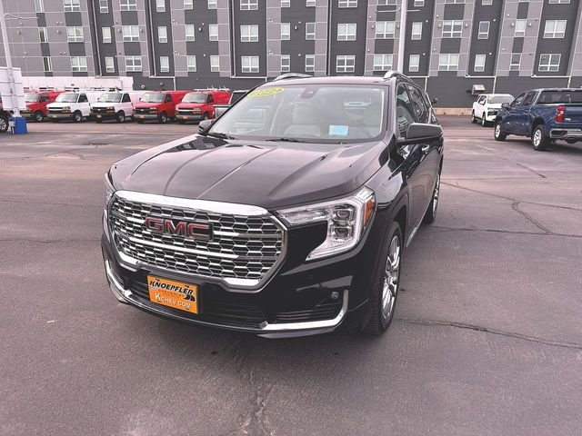2022 GMC Terrain Denali AWD's photo