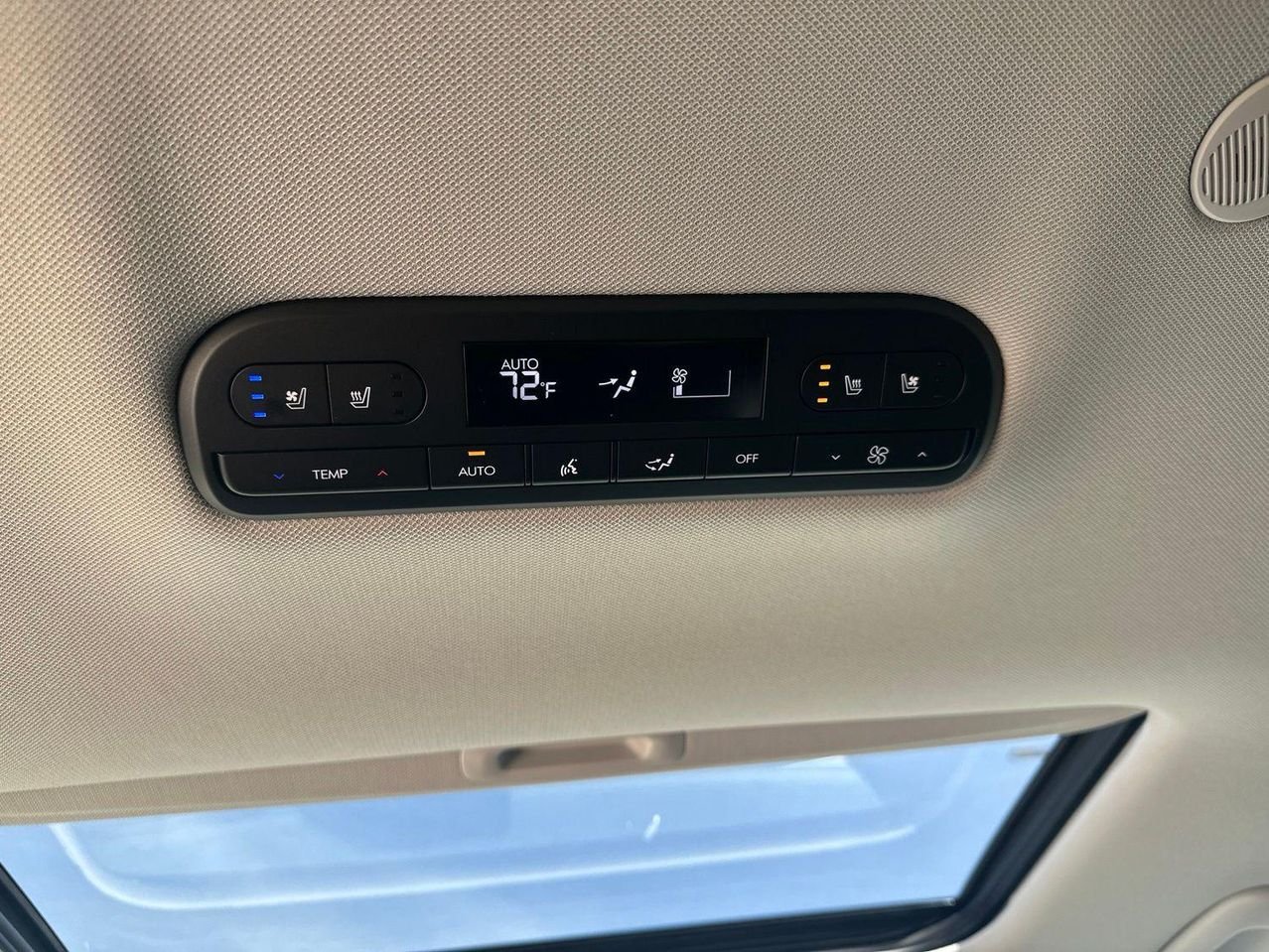 New 2026 Blue Hyundai SEL Premium 7P image 23