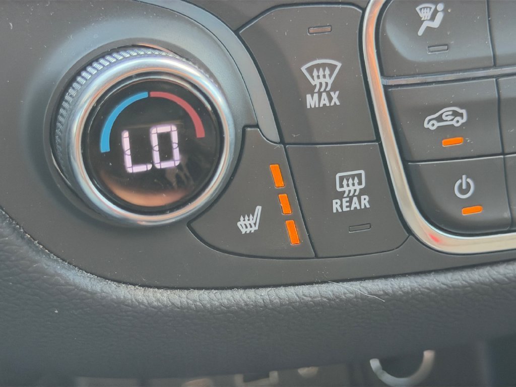 2024 Chevrolet Equinox LT - Photo 19