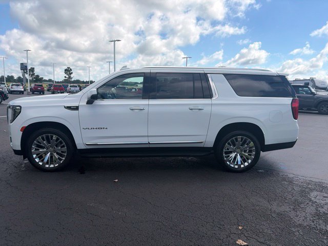 Used 2021 Summit White GMC SLT image 1